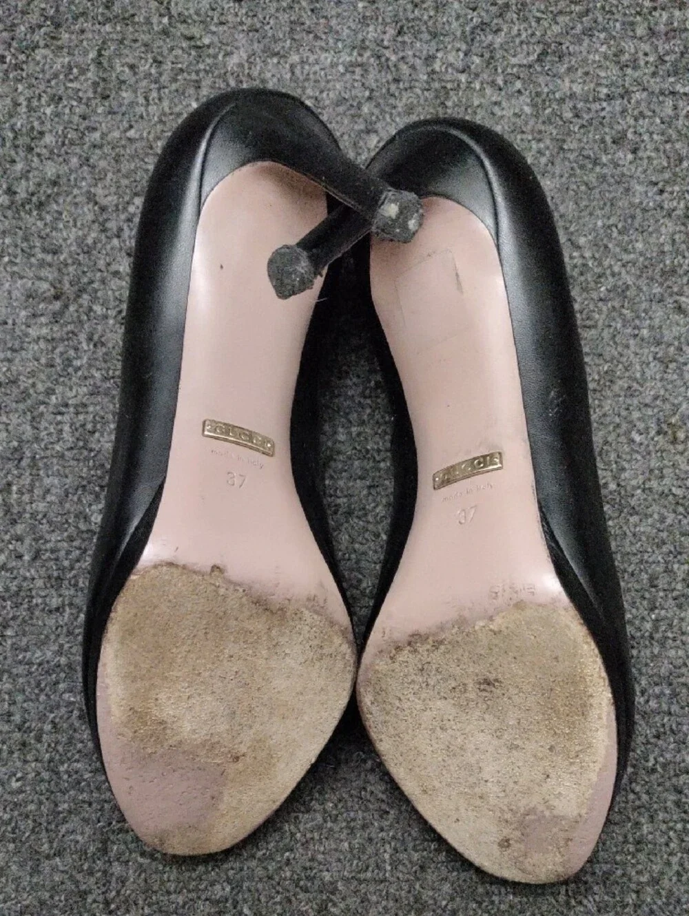 Gucci Black Leather Peep-Toe Heels with Gold Horsebit